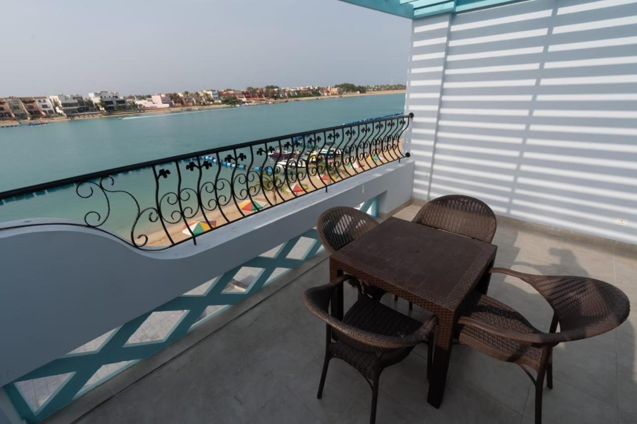 Hotel مجمع لاقون السكني - للعائلات فقط à DDjeddah Extérieur photo