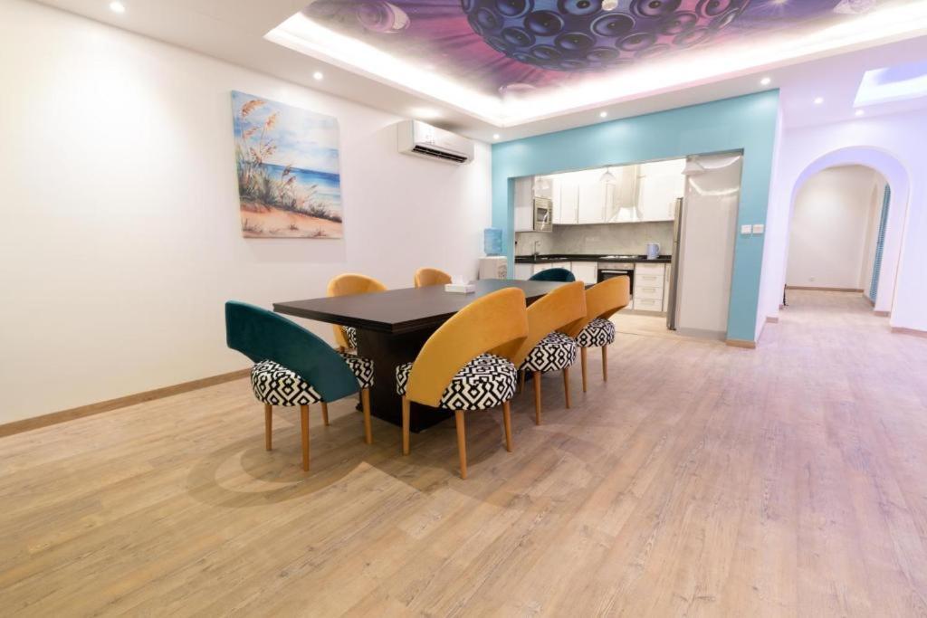 Hotel مجمع لاقون السكني - للعائلات فقط à DDjeddah Extérieur photo